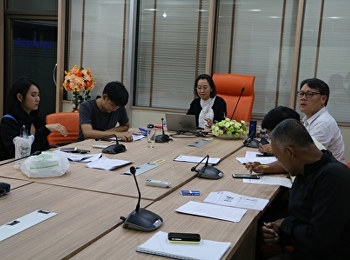 อาจารย์สาขาวิชา ภาษาอังกฤษ
ดำเนินการสอนให้แก่นักศึกษา
สาขาวิชาการจัดการฟุตบอลอาชีพ รุ่นที่ 06