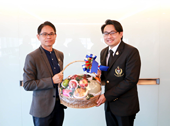 วันที่ 10 มิถุนายน 2562
หลักสูตรบริหารธุรกิจมหาบัณฑิต
สาขาวิชาการจัดการฟุตบอลอาชีพ
และคณะผู้บริหาร
มหาวิทยาลัยราชภัฏสวนสุนันทาเข้าพบท่าน
ดร.ก้องศักดิ์ ยอดมณี ผู้ว่าการกกท.