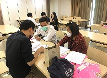 ภาพบรรยากาศพบที่ปรึกษาการทำวิจัยค้นคว้าอิสระ
ของนักศึกษาหลักสูตรบริหารธุรกิจมหาบัณฑิต
สาขาวิชาการจัดการฟุตบอลอาชีพ